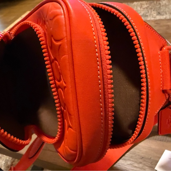 Coach Track Pack Bag 14. NWT! - Picture 6 of 16